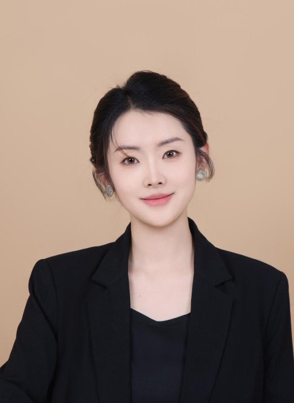 李静