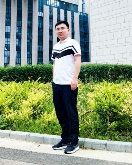 闫向阳