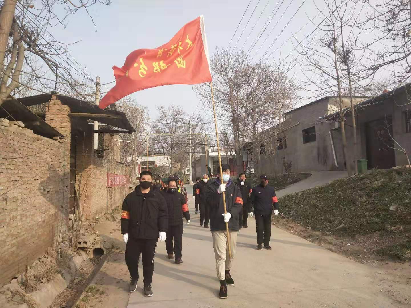 我校研究生骆嘉恒彰显党员本色，传递抗疫力量